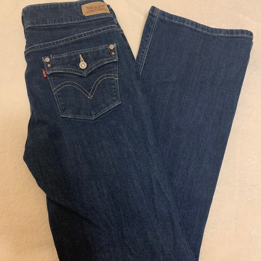 Levi's 526 Slender Boot Cut